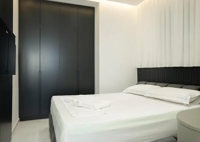 R&r Seaside Hideaway